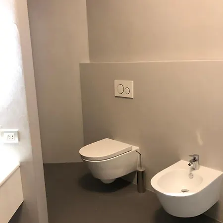 Historical In The Center Of - Larihome A02 * Граведона